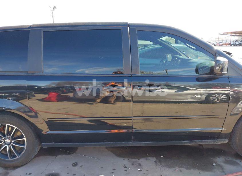 Photo 21 of 2016 Dodge Grand CARAVAN R/T (VIN 2C4RDGEG9GR319584)