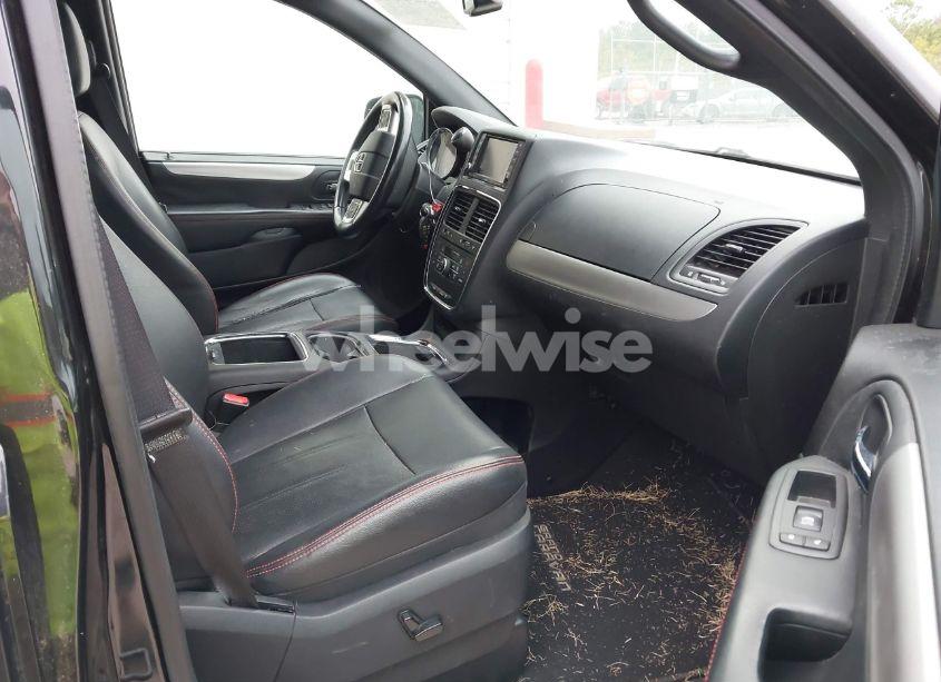 Photo 5 of 2017 Dodge Grand CARAVAN GT (VIN 2C4RDGEG9HR574723)