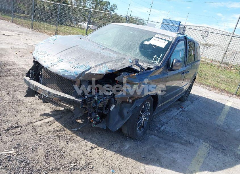 Photo 2 of 2017 Dodge Grand CARAVAN GT (VIN 2C4RDGEG9HR673817)