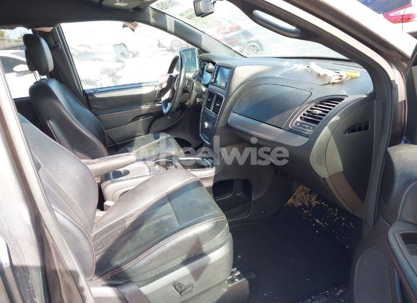 Photo 5 of 2017 Dodge Grand CARAVAN GT (VIN 2C4RDGEG9HR673817)