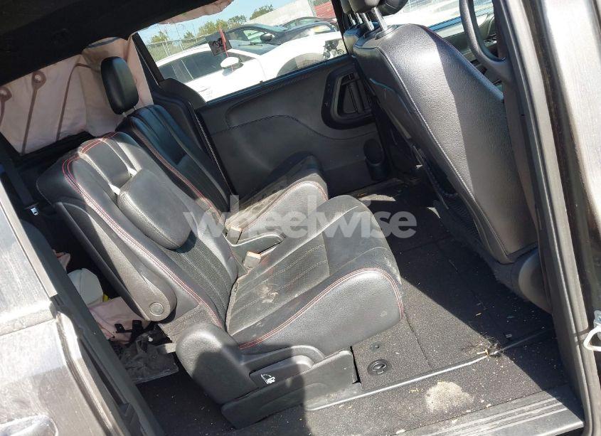Photo 8 of 2017 Dodge Grand CARAVAN GT (VIN 2C4RDGEG9HR673817)