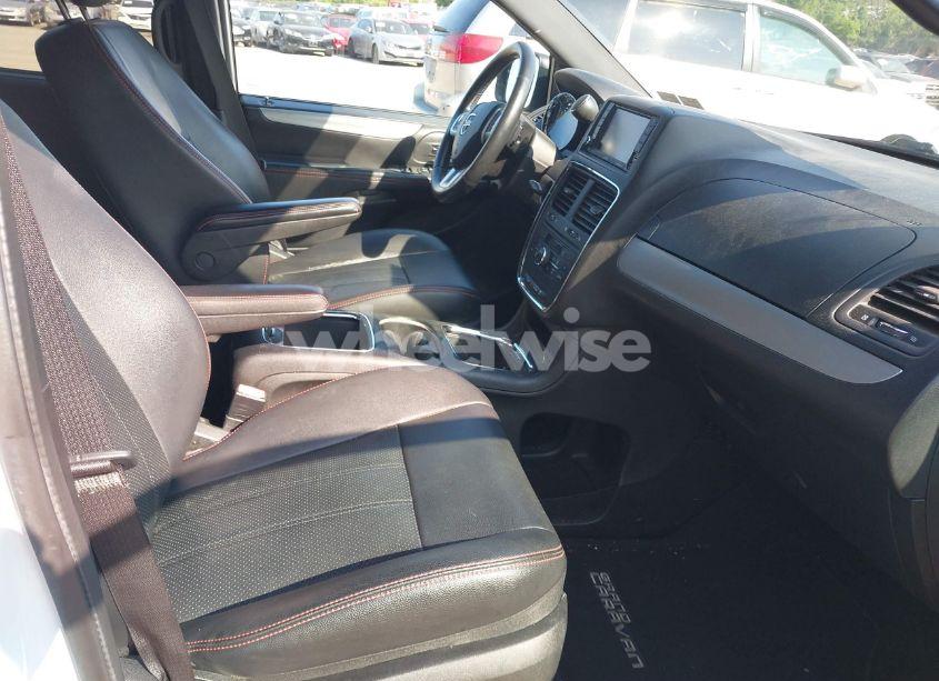 Photo 5 of 2017 Dodge Grand CARAVAN GT (VIN 2C4RDGEG9HR740464)