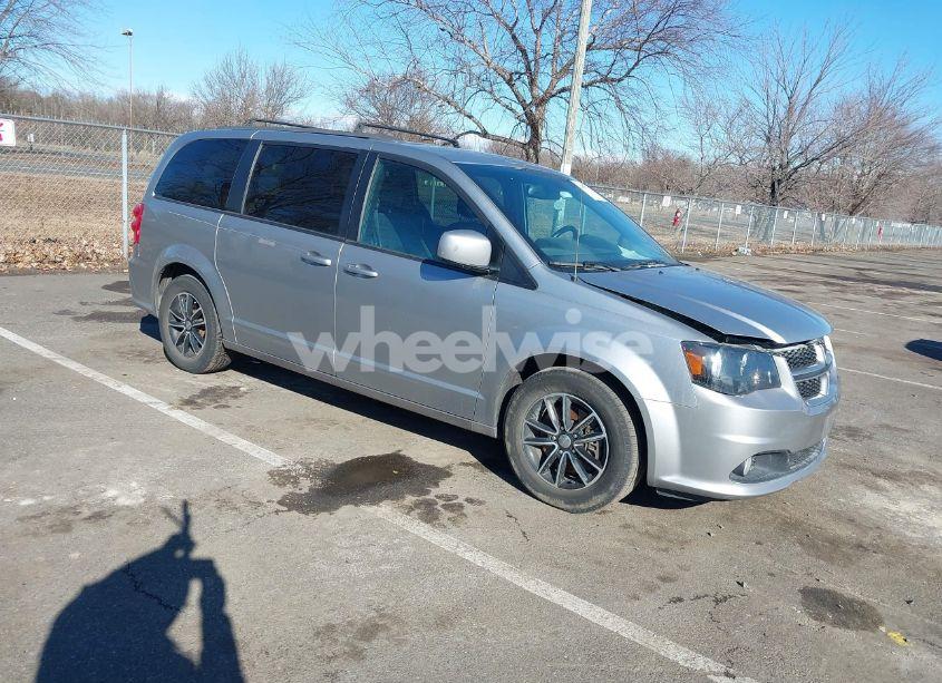 2018 Dodge Grand CARAVAN GT (VIN 2C4RDGEG9JR344704) main photo
