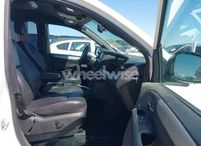 Photo 5 of 2019 Dodge Grand CARAVAN GT (VIN 2C4RDGEG9KR663280)