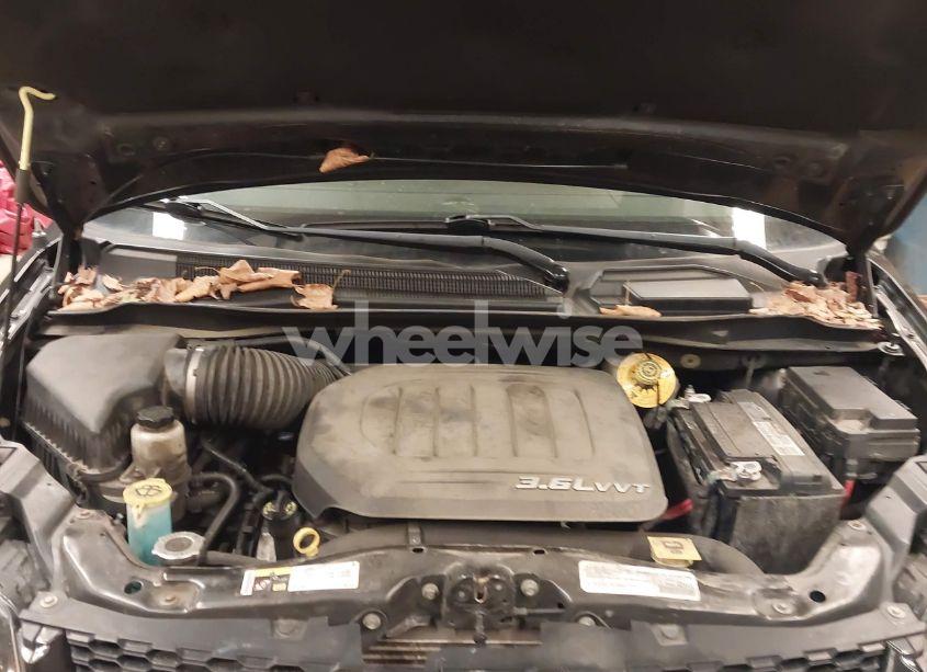 Photo 10 of 2016 Dodge Grand CARAVAN R/T (VIN 2C4RDGEGXGR375369)