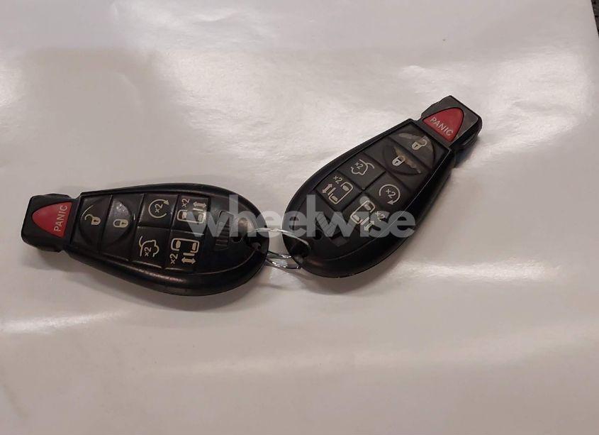 Photo 11 of 2016 Dodge Grand CARAVAN R/T (VIN 2C4RDGEGXGR375369)