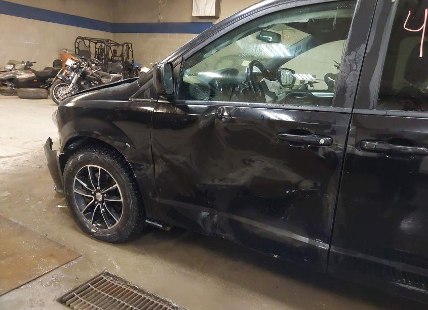 Photo 18 of 2018 Dodge Grand CARAVAN GT (VIN 2C4RDGEGXJR195736)