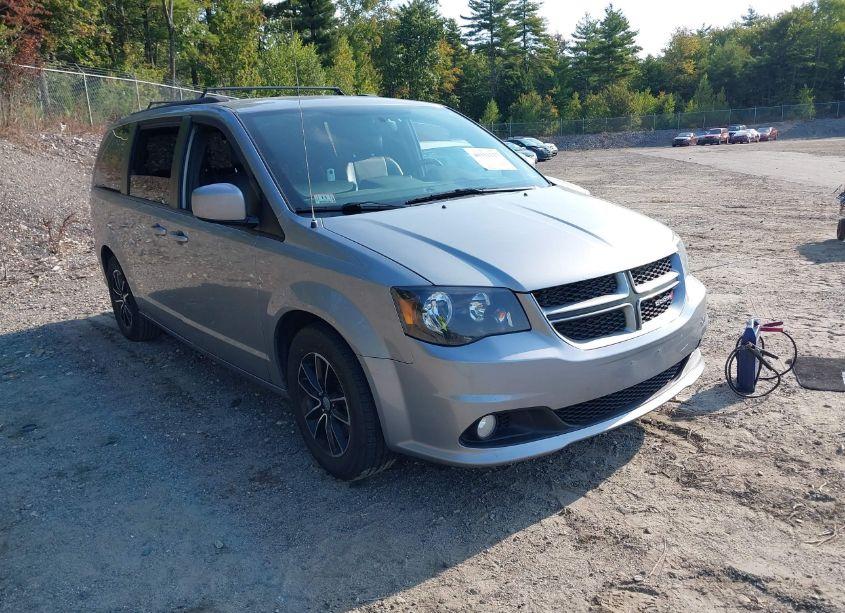 2018 Dodge Grand CARAVAN GT (VIN 2C4RDGEGXJR242263) main photo