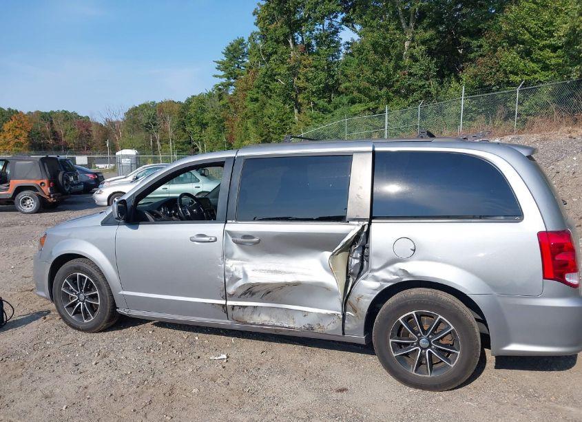 Photo 6 of 2018 Dodge Grand CARAVAN GT (VIN 2C4RDGEGXJR242263)