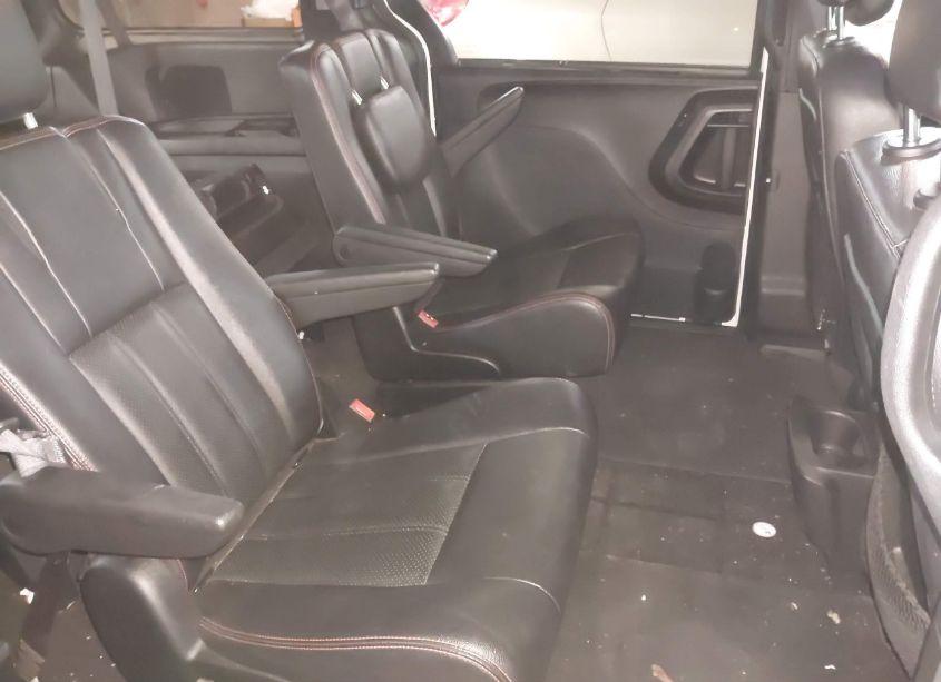 Photo 8 of 2019 Dodge Grand CARAVAN GT (VIN 2C4RDGEGXKR572518)