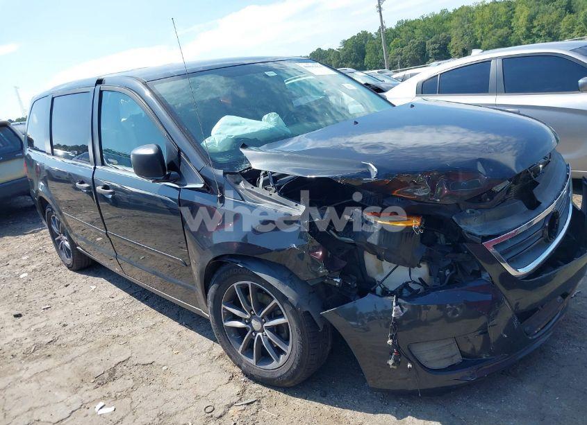 2012 Volkswagen Routan S (VIN 2C4RVAAG4CR240429) main photo