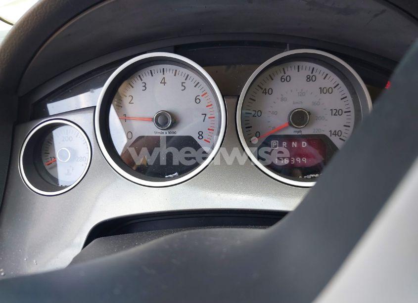 Photo 7 of 2012 Volkswagen Routan S (VIN 2C4RVAAG4CR240429)