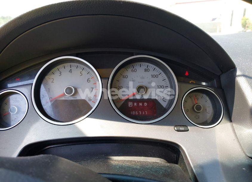 Photo 7 of 2012 Volkswagen Routan S (VIN 2C4RVAAG4CR293664)