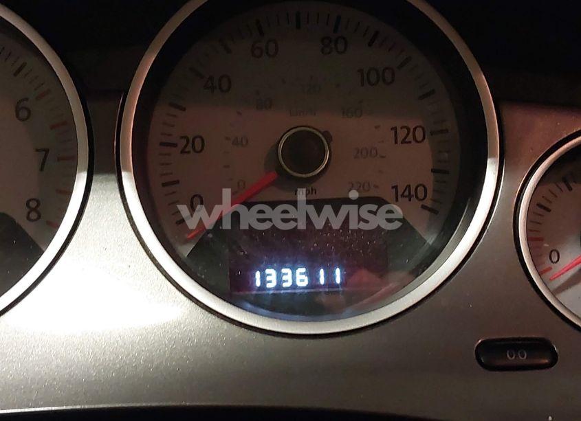 Photo 7 of 2012 Volkswagen Routan S (VIN 2C4RVAAG6CR390526)