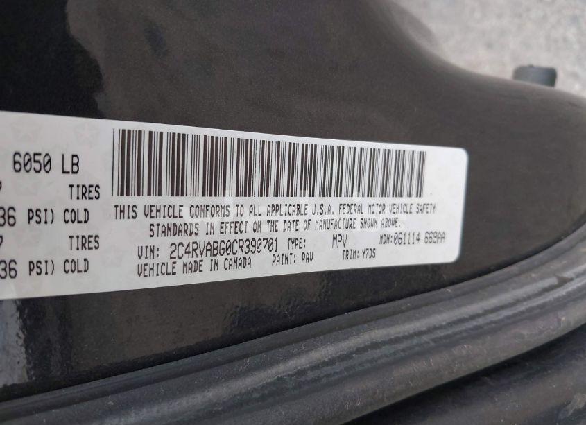 Photo 9 of 2012 Volkswagen Routan SE (VIN 2C4RVABG0CR390701)