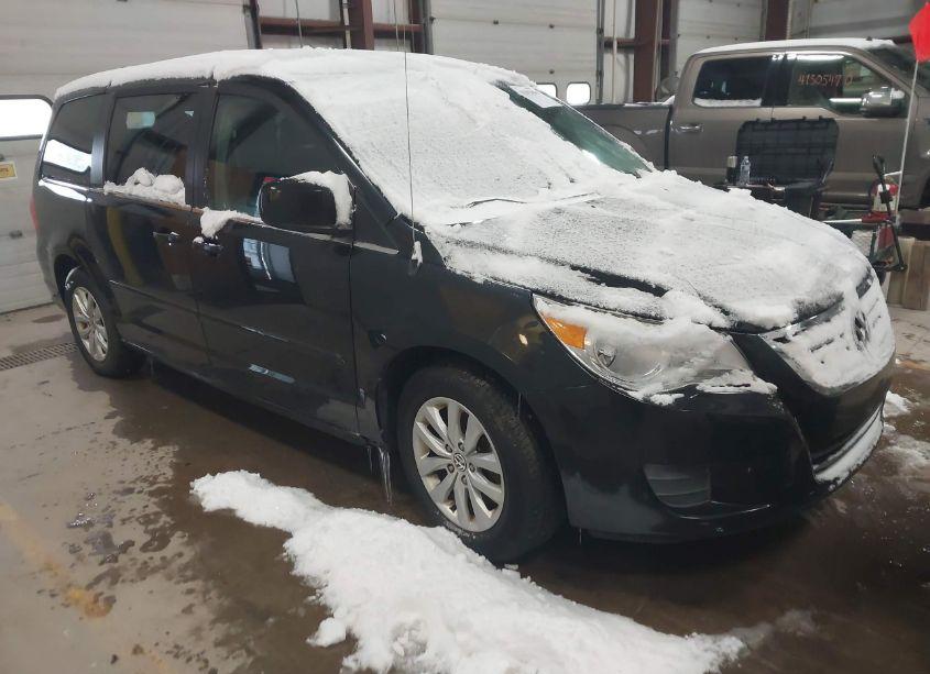 2012 Volkswagen Routan SE (VIN 2C4RVABG1CR151934) main photo