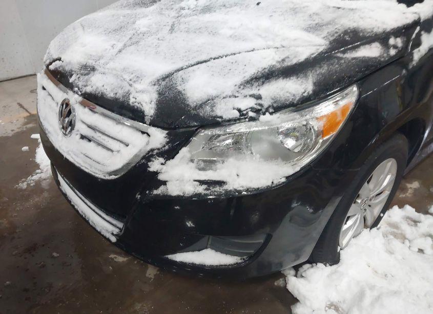 Photo 6 of 2012 Volkswagen Routan SE (VIN 2C4RVABG1CR151934)