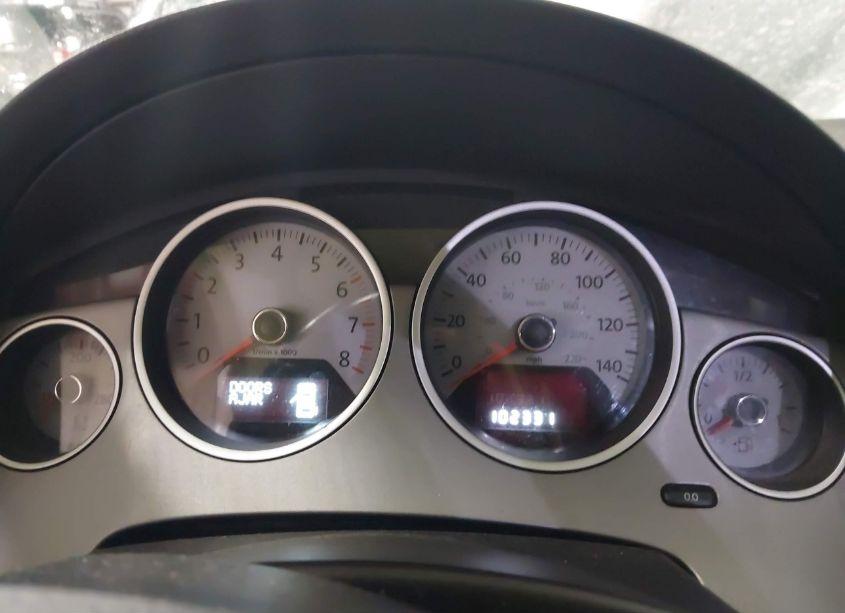 Photo 7 of 2012 Volkswagen Routan SE (VIN 2C4RVABG1CR151934)