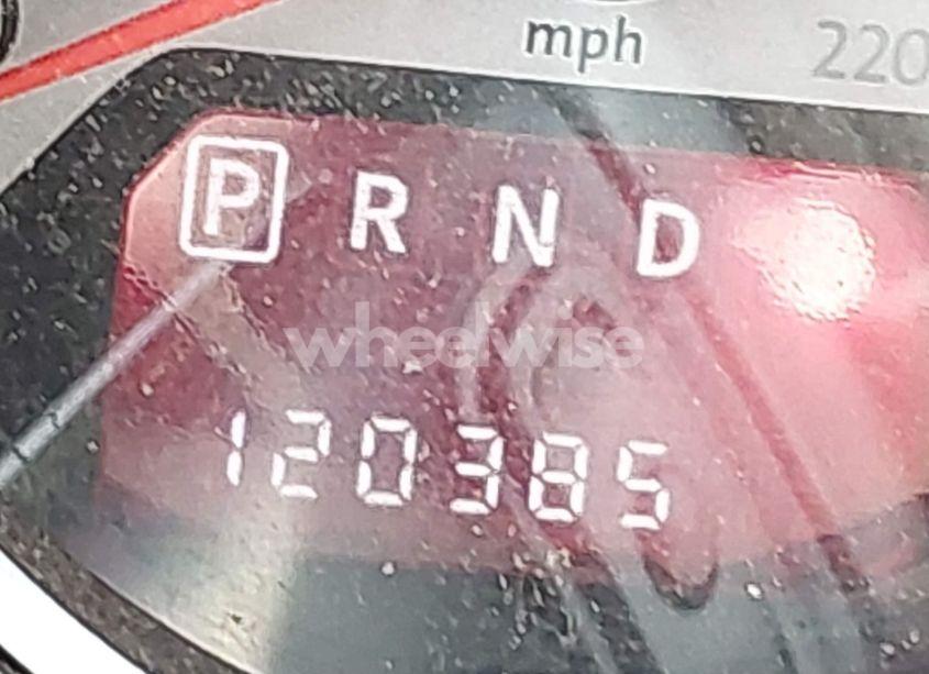 Photo 15 of 2012 Volkswagen Routan SE (VIN 2C4RVABG1CR240838)