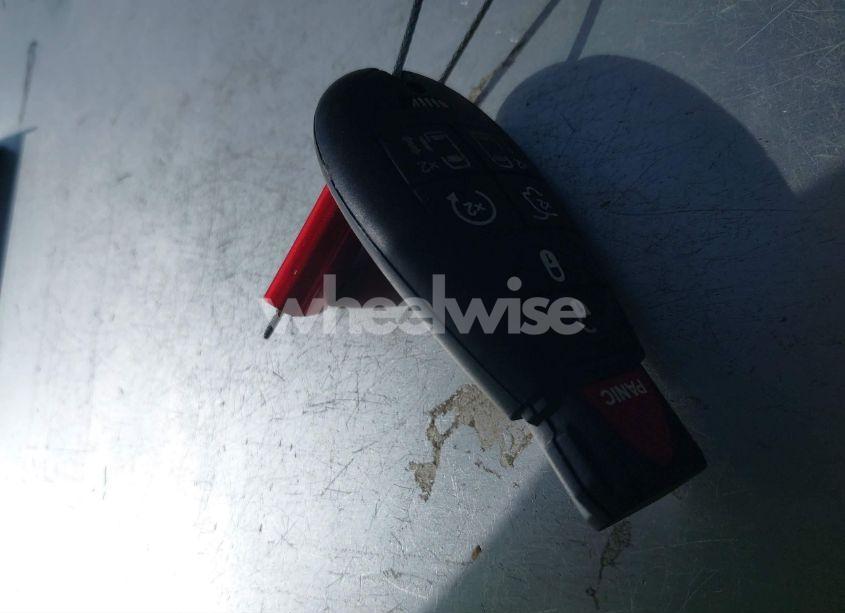 Photo 11 of 2012 Volkswagen Routan SE (VIN 2C4RVABG1CR391243)