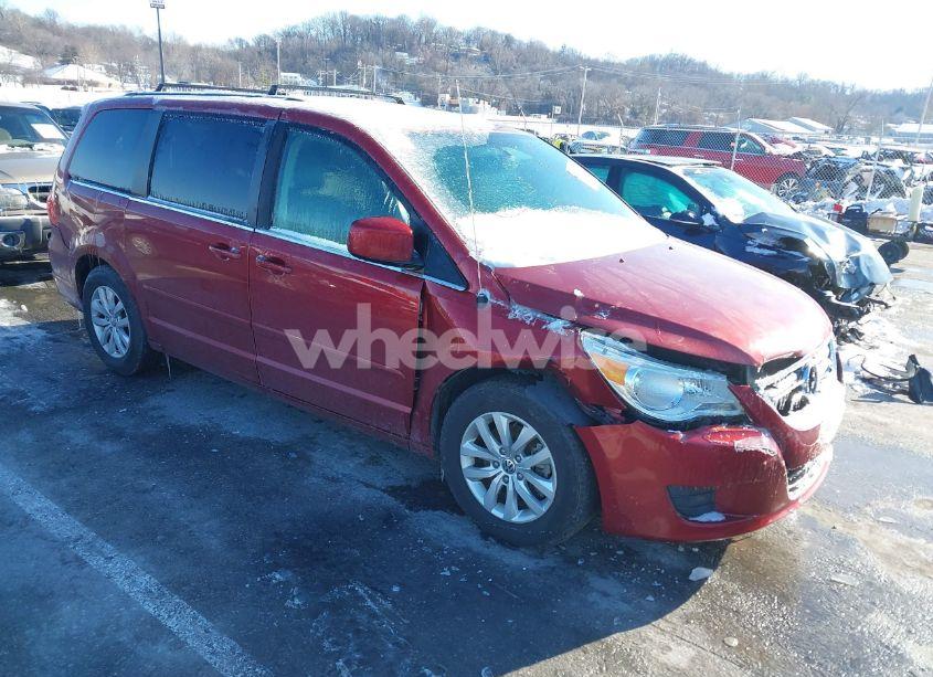 2012 Volkswagen Routan SE (VIN 2C4RVABG2CR354346) main photo
