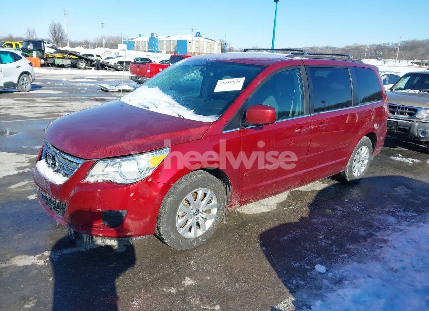 Photo 2 of 2012 Volkswagen Routan SE (VIN 2C4RVABG2CR354346)
