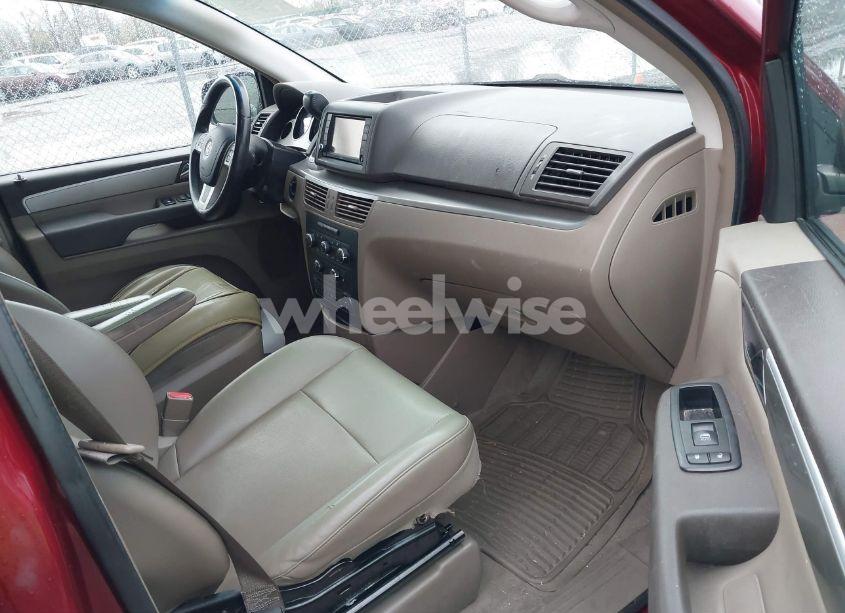 Photo 5 of 2012 Volkswagen Routan SE (VIN 2C4RVABG2CR390733)