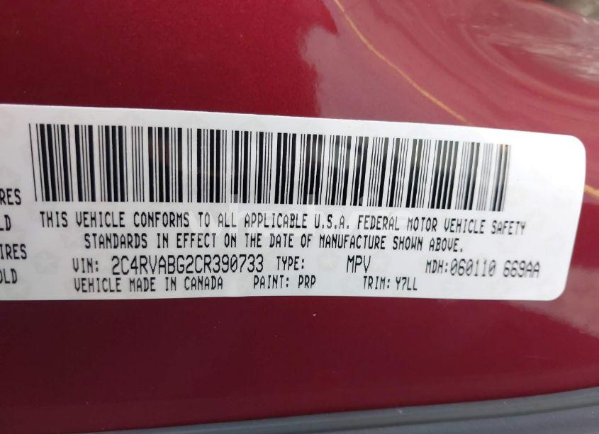 Photo 9 of 2012 Volkswagen Routan SE (VIN 2C4RVABG2CR390733)