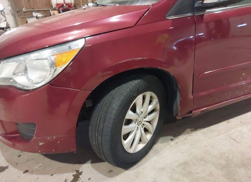 Photo 6 of 2012 Volkswagen Routan SE (VIN 2C4RVABG3CR390577)