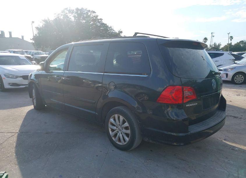 Photo 3 of 2012 Volkswagen Routan SE (VIN 2C4RVABG4CR391611)
