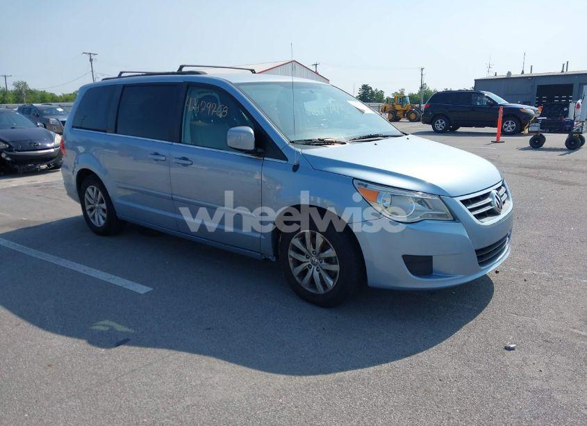 2012 Volkswagen Routan SE (VIN 2C4RVABG5CR309319) main photo