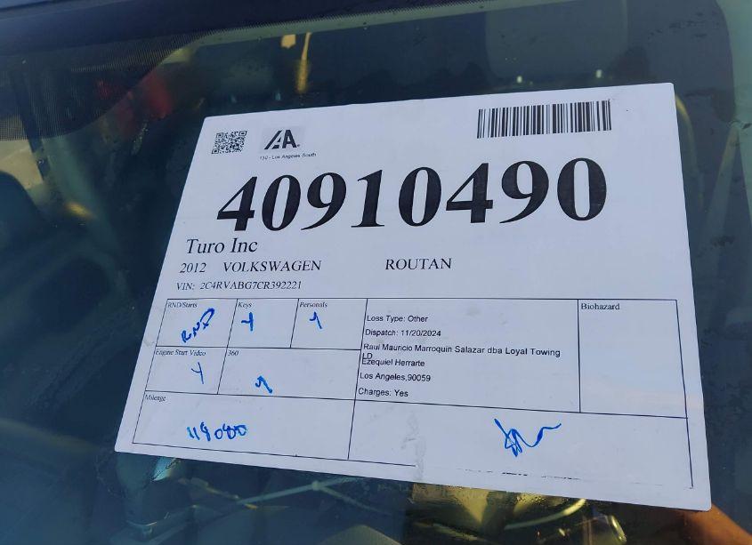 Photo 17 of 2012 Volkswagen Routan SE (VIN 2C4RVABG7CR392221)