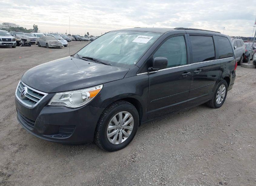 Photo 2 of 2012 Volkswagen Routan SE (VIN 2C4RVABG7CR392221)