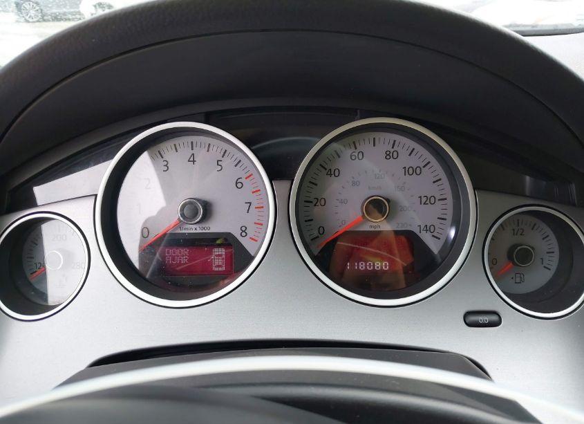 Photo 7 of 2012 Volkswagen Routan SE (VIN 2C4RVABG7CR392221)