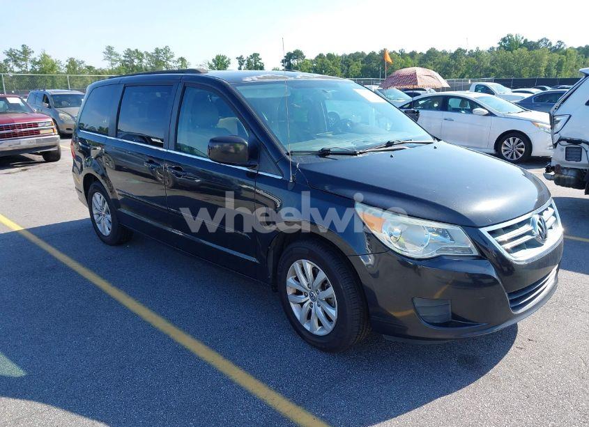2012 Volkswagen Routan SE (VIN 2C4RVABG7CR393675) main photo