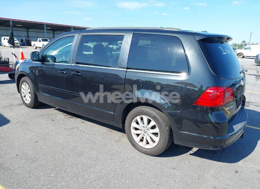 Photo 3 of 2012 Volkswagen Routan SE (VIN 2C4RVABG7CR393675)
