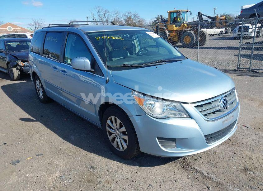 2012 Volkswagen Routan SE (VIN 2C4RVABG8CR309296) main photo