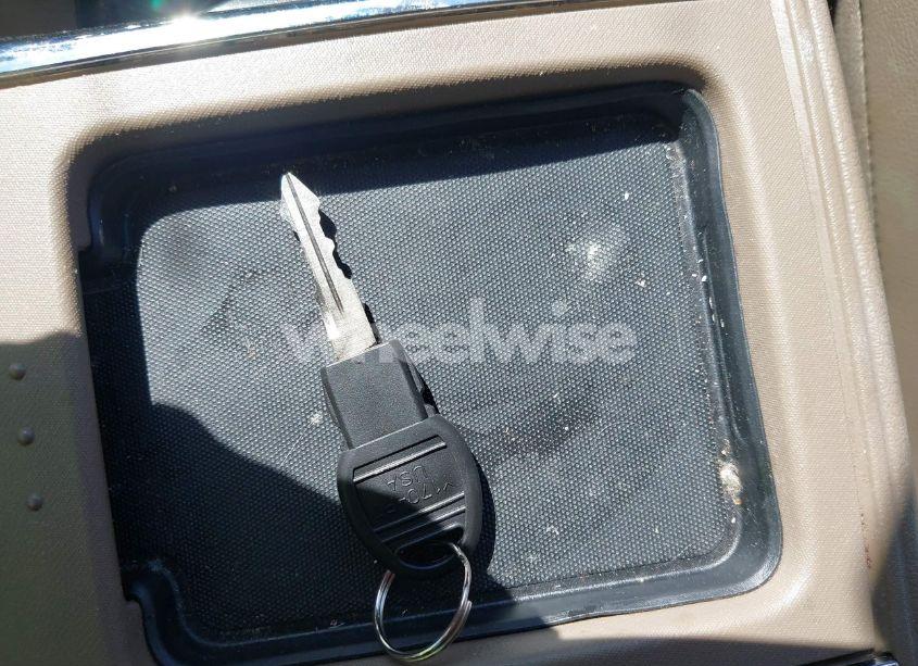 Photo 11 of 2012 Volkswagen Routan SEL (VIN 2C4RVACG5CR294111)