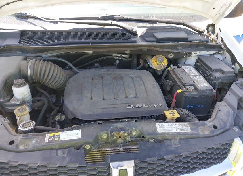 Photo 10 of 2018 Dodge Grand CARAVAN SE (VIN 2C7WDGBG1JR362866)