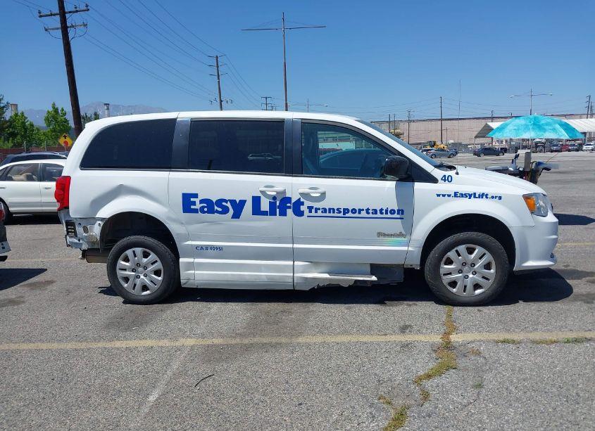 Photo 14 of 2018 Dodge Grand CARAVAN SE (VIN 2C7WDGBG1JR362866)