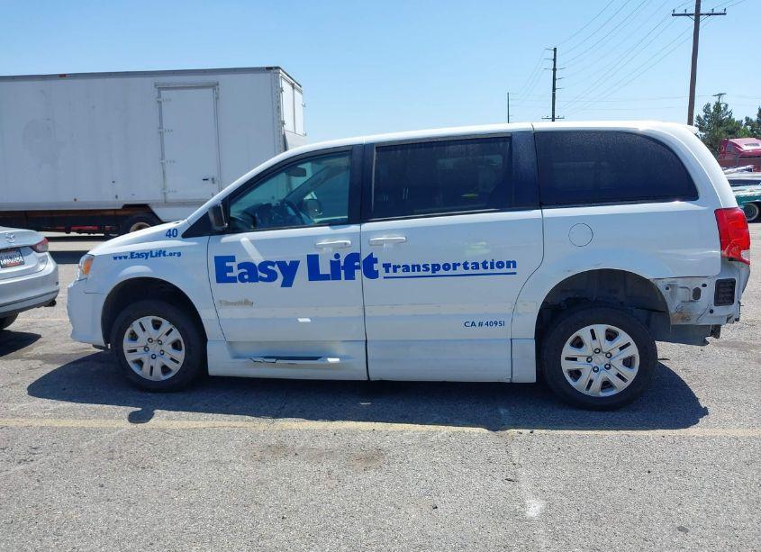 Photo 15 of 2018 Dodge Grand CARAVAN SE (VIN 2C7WDGBG1JR362866)