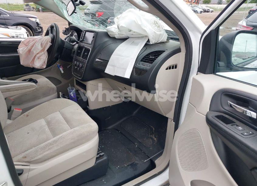 Photo 5 of 2017 Dodge Grand CARAVAN SE (VIN 2C7WDGBG3HR718552)