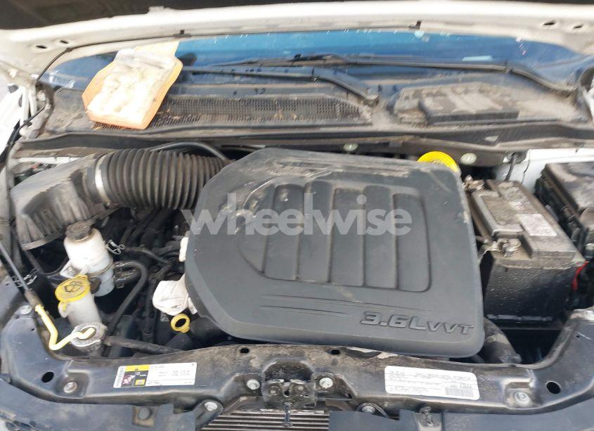 Photo 10 of 2019 Dodge Grand CARAVAN SE (VIN 2C7WDGBG3KR801342)