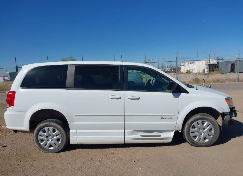 Photo 13 of 2017 Dodge Grand CARAVAN SE (VIN 2C7WDGBG4HR762222)