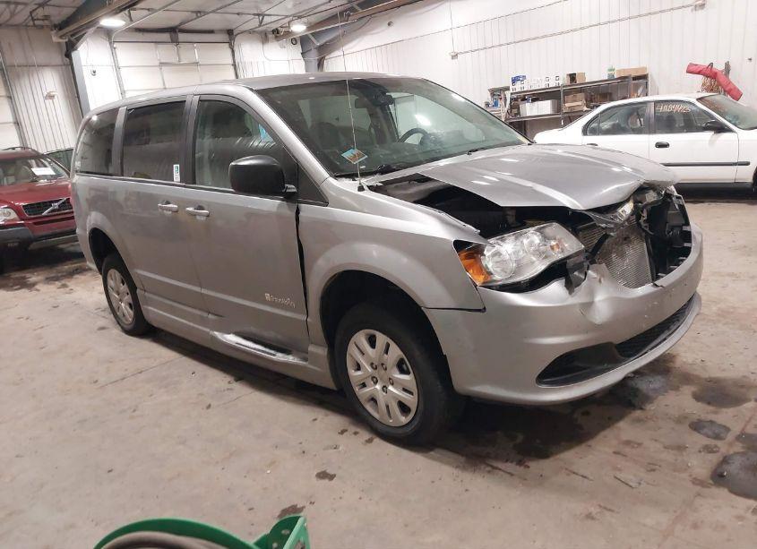 2018 Dodge Grand CARAVAN SE (VIN 2C7WDGBG5JR190535) main photo