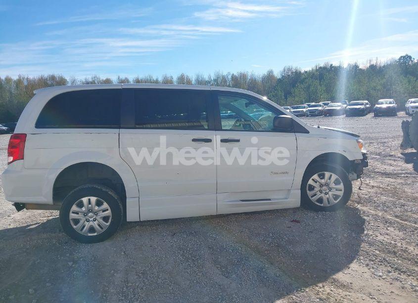 Photo 14 of 2019 Dodge Grand CARAVAN SE (VIN 2C7WDGBG7KR803126)
