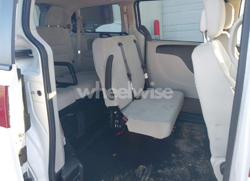 Photo 8 of 2019 Dodge Grand CARAVAN SE (VIN 2C7WDGBG7KR803126)