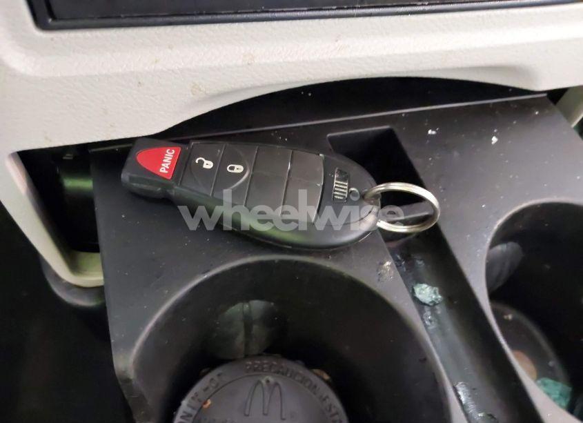 Photo 11 of 2019 Dodge Grand CARAVAN SE (VIN 2C7WDGBG8KR801899)