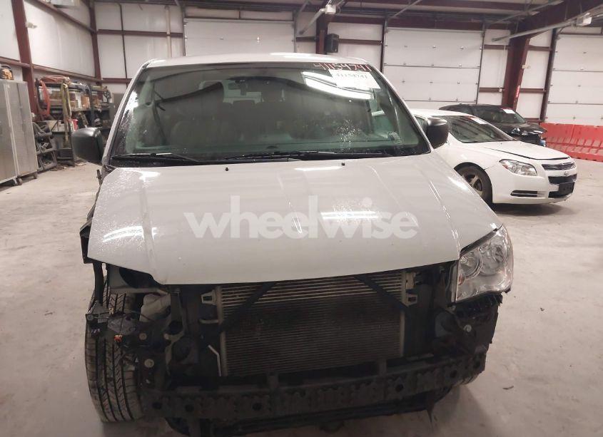 Photo 12 of 2019 Dodge Grand CARAVAN SE (VIN 2C7WDGBG8KR808187)