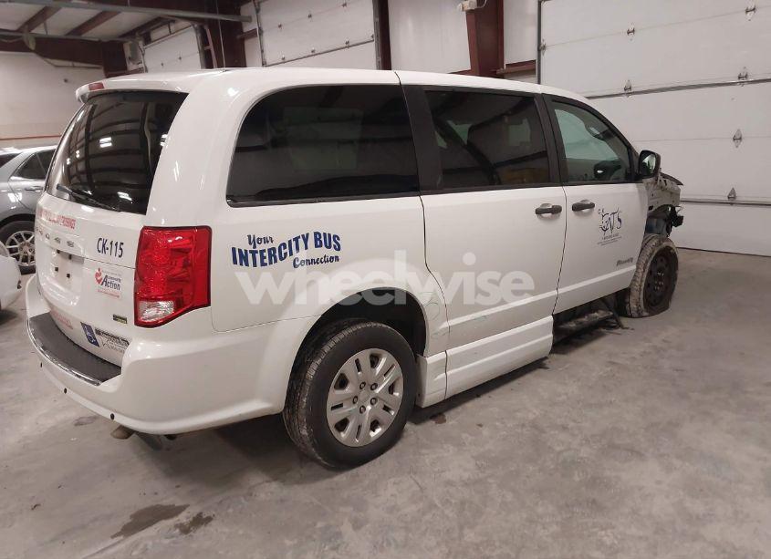 Photo 4 of 2019 Dodge Grand CARAVAN SE (VIN 2C7WDGBG8KR808187)